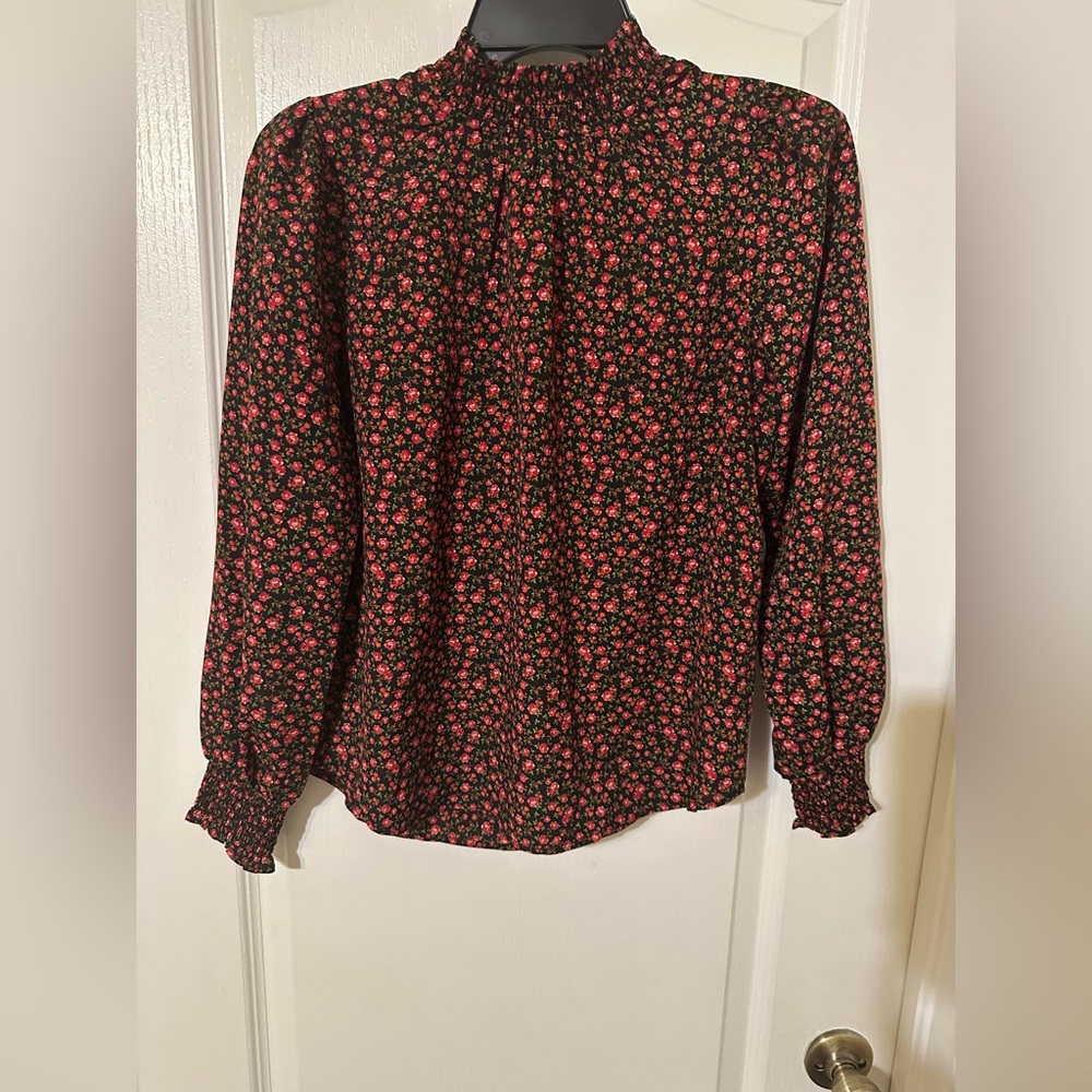 Pleione Mock Neck Smocked Floral Blouse Long Sleeve Red Black XS